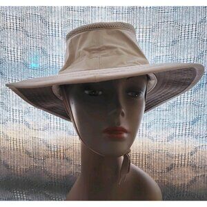 The Airflo Tilley Hat LTM6 Hiking Camping UV Protection 7-3/8 Repels H20